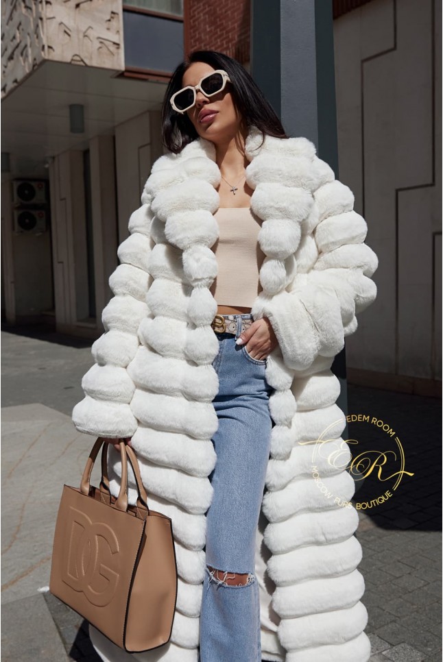 Белая шуба из экомеха