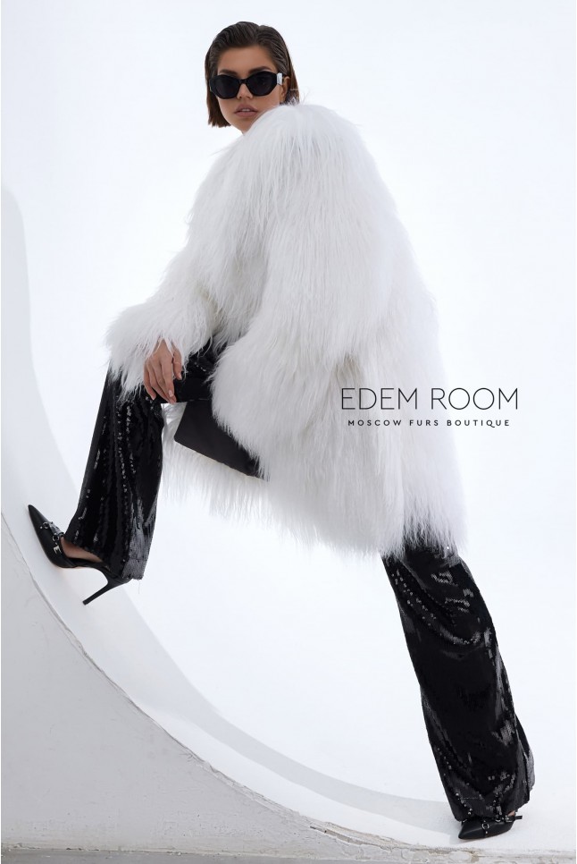 белая шуба из ламы