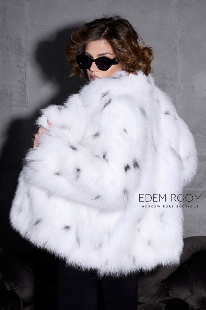короткая шуба из арктической лисы