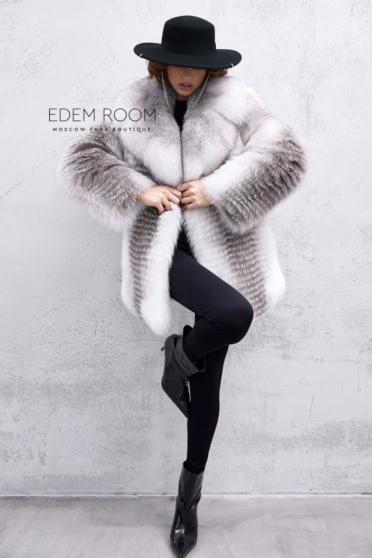 шубка из белой лисы