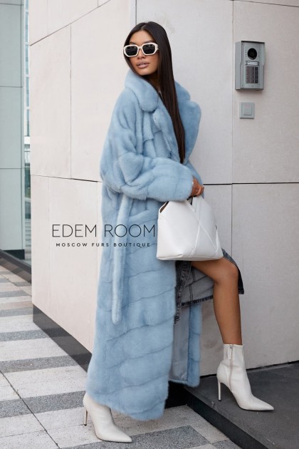 голубая норковая шуба