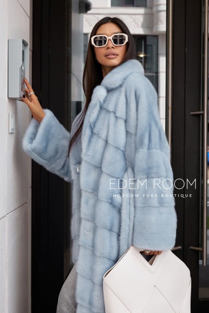 голубая норковая шуба