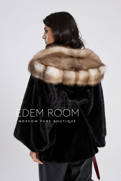 чёрное норковое пончо с капюшоном
