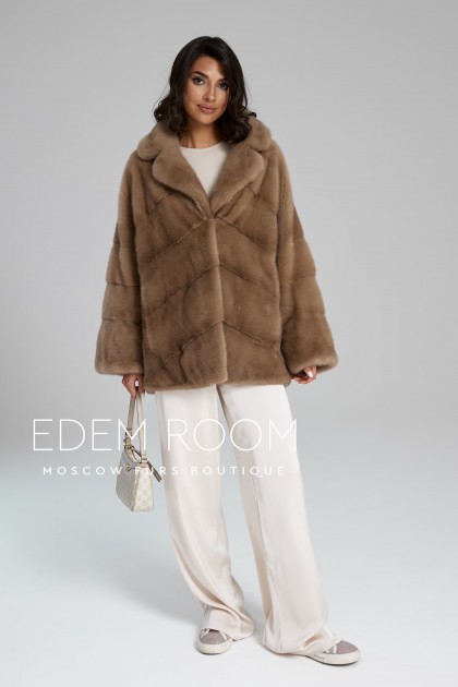 Автоледи из меха норки с воротником