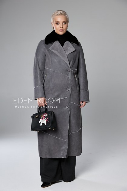 серая дублёнка женская на пуговицах