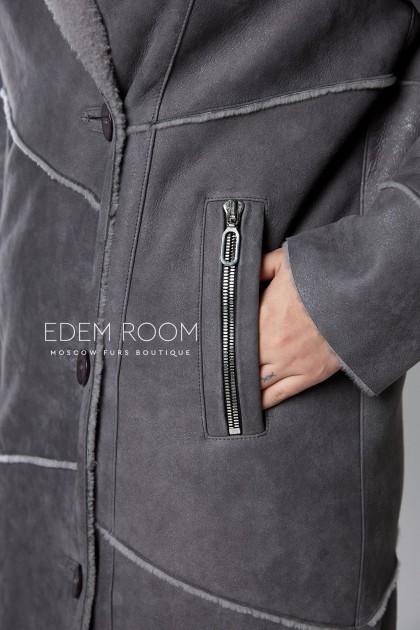 серая дублёнка женская на пуговицах