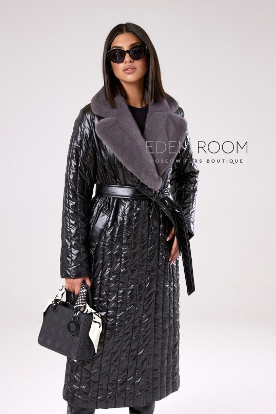 тканевое демисезонное пальто с мехом