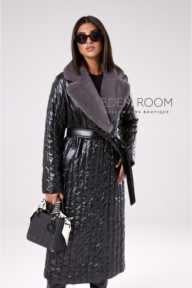 тканевое демисезонное пальто с мехом