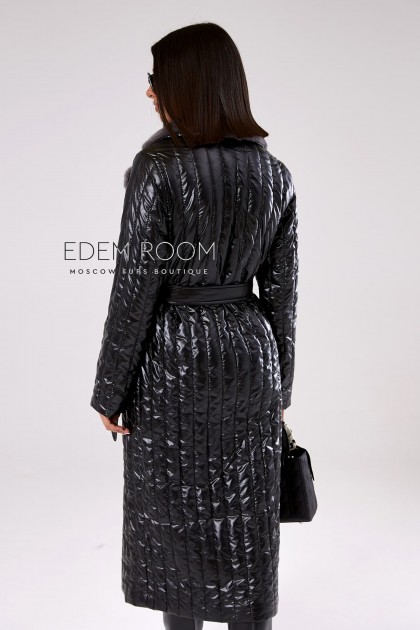 тканевое демисезонное пальто с мехом