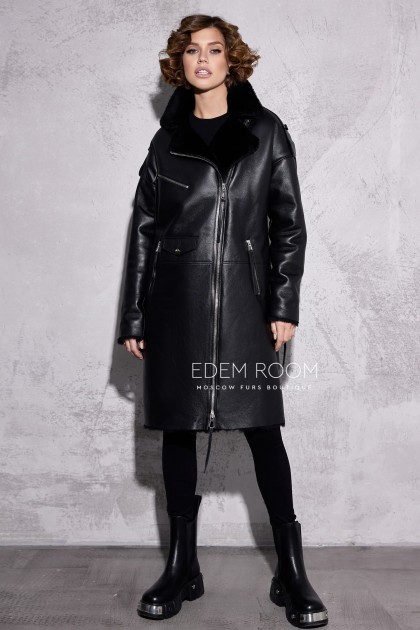 чёрная женская дублёнка на молнии