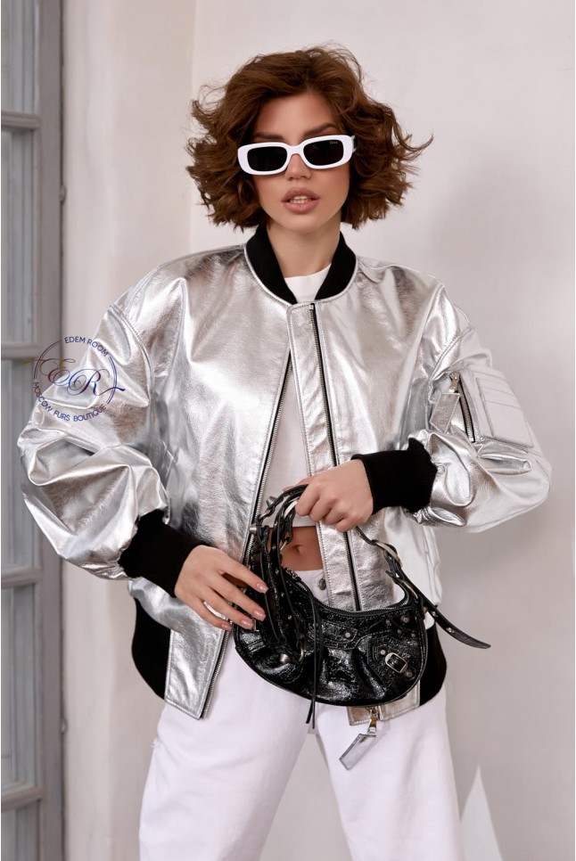 Серебристый кожаный бомбер