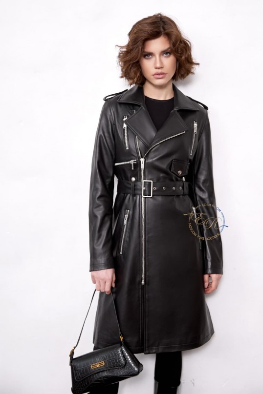 Чёрный кожаный тренч