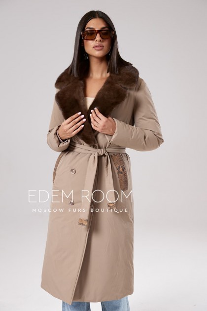 Зимнее пуховое пальто с мехом