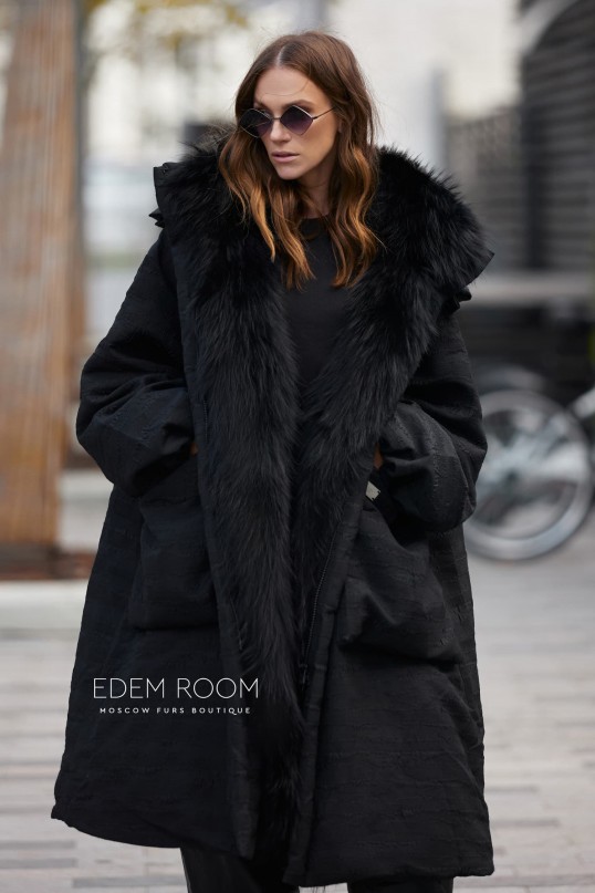 итальянское пуховое пальто с мехом