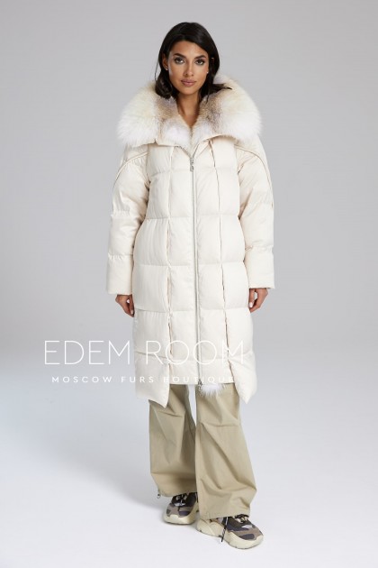 светлое пуховое пальто для зимы