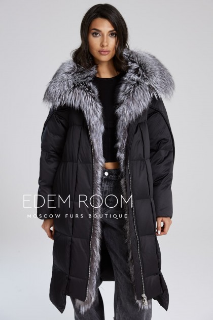 чёрное пальто на пуху
