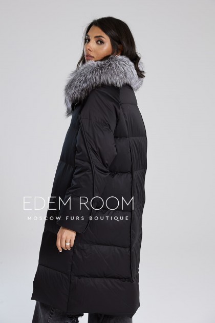 чёрное пальто на пуху