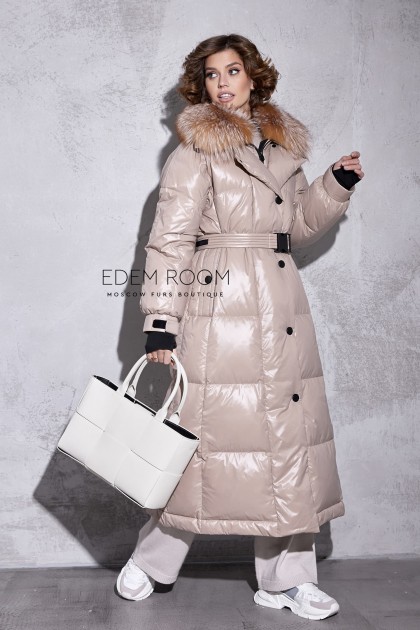 длинное пуховое пальто в стиле moncler длинное пуховое пальто в стиле moncler