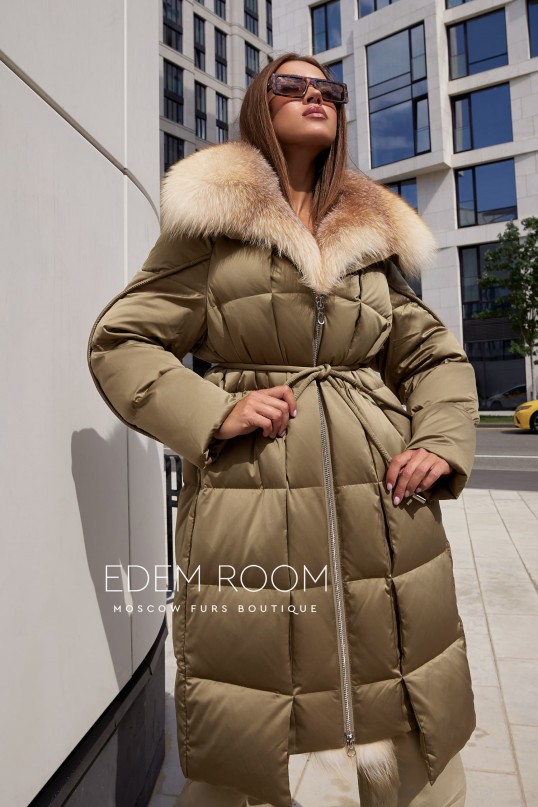 Дутое пуховое пальто