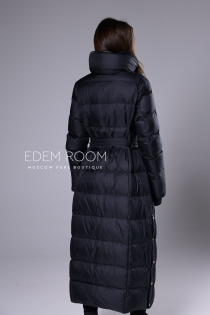 удлинённое пуховое пальто