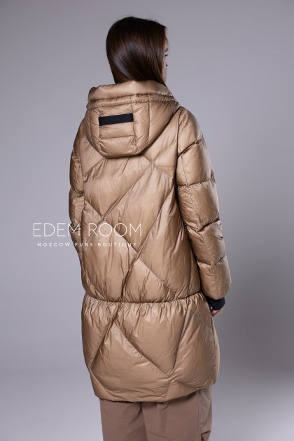 легкий пуховик