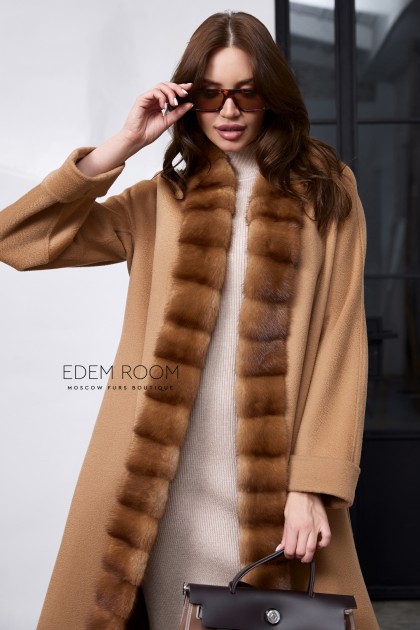 длинное пальто с мехом норки