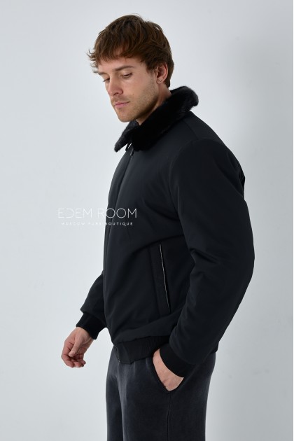 мужская куртка - бомбер с меховым воротником