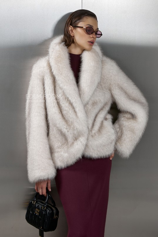короткая шуба из эко меха