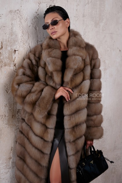 Шуба из куницы ниже колен