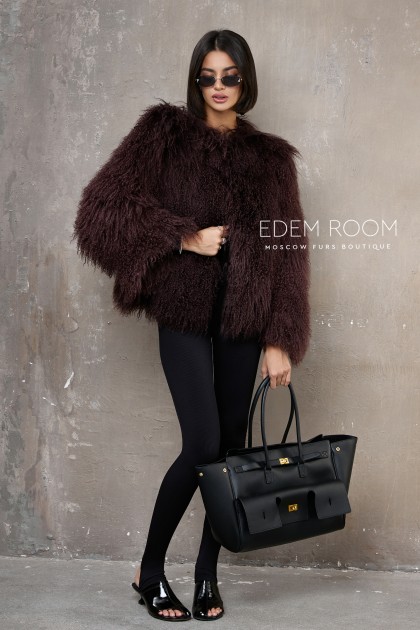 короткая шуба из ламы