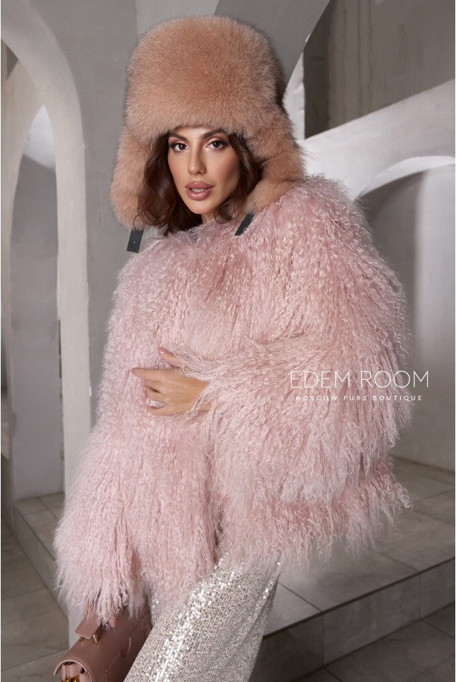 розовая шуба из натуральной ламы