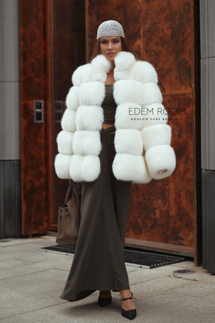 белая шуба из лисы