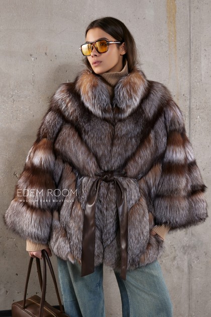 шуба из меха лисы