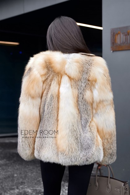 короткая шуба из рыжей лисы