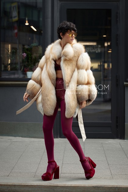 шуба - пончо из лисы