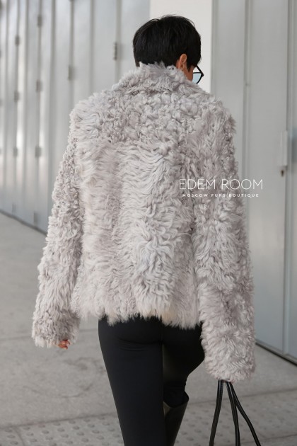 короткая шубка из овчины