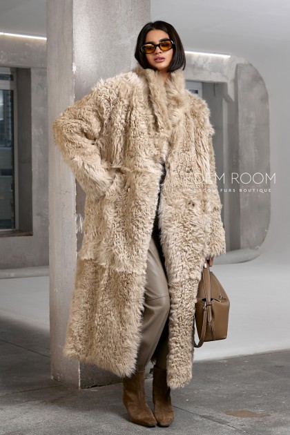 удлиненная шуба из тиграды