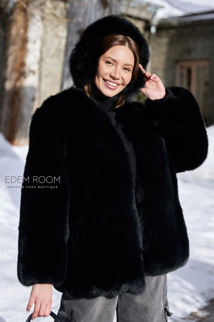 черная короткая шуба из песца
