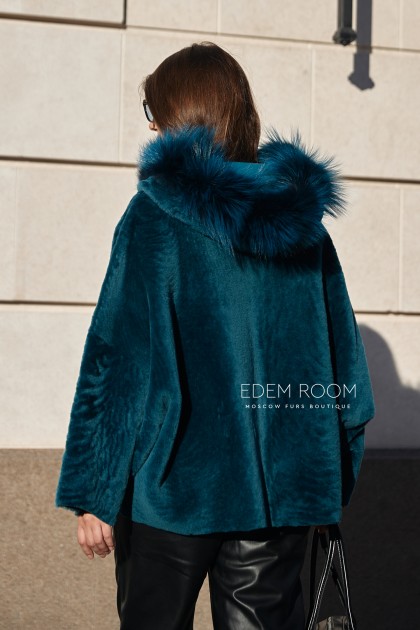 куртка - дублёнка с меховым капюшоном