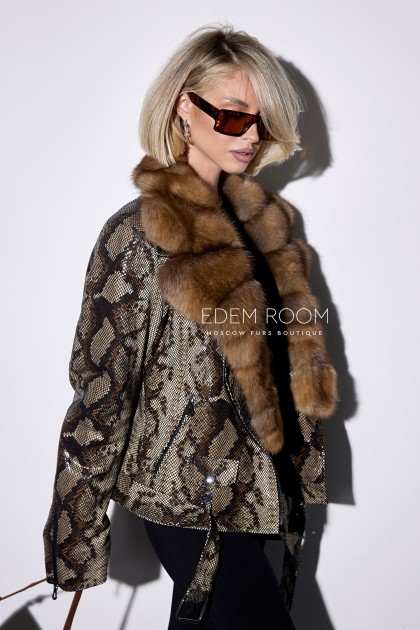утеплённая кожаная куртка с мехом куницы