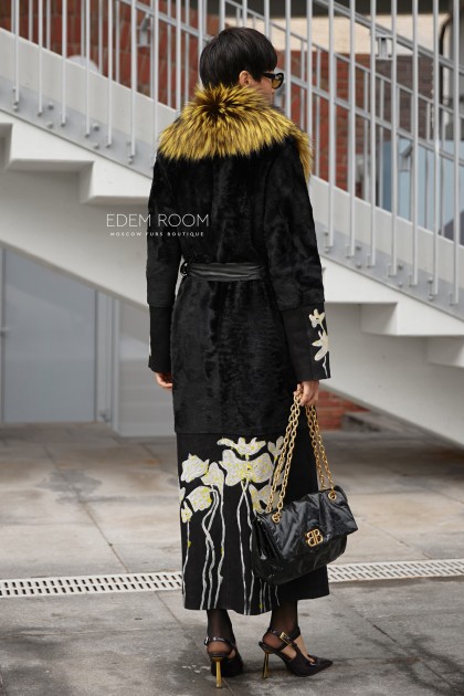 Итальянское пальто - дублёнка из меха cortos