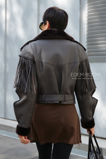 молодежная куртка - дублёнка с бахрамой