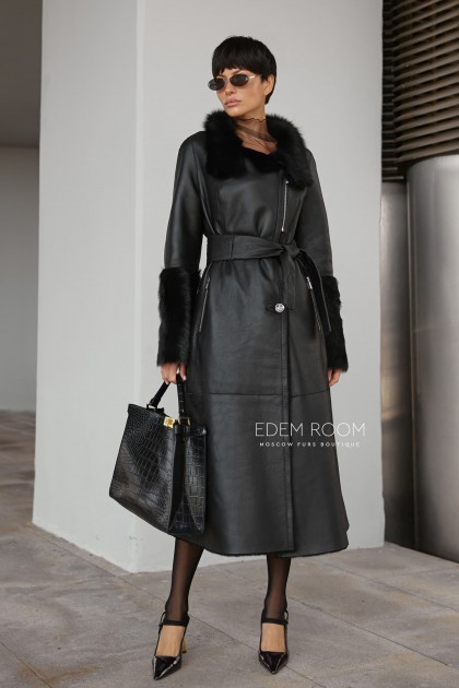 женская приталенная дублёнка