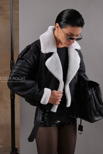 молодежная короткая дубленка