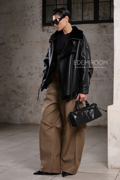 модная куртка - дубленка бомбер