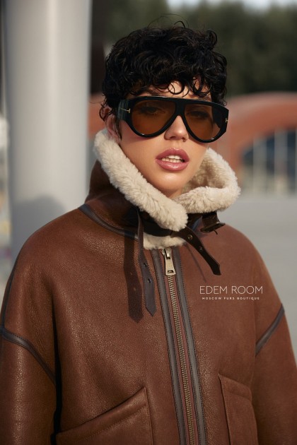 короткая дубленка