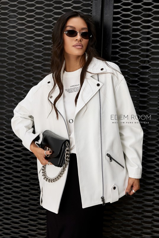 белая кожаная куртка