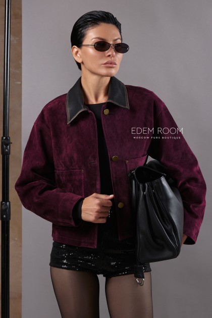 Короткая куртка из замши