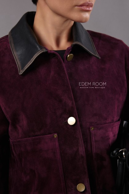 Короткая куртка из замши