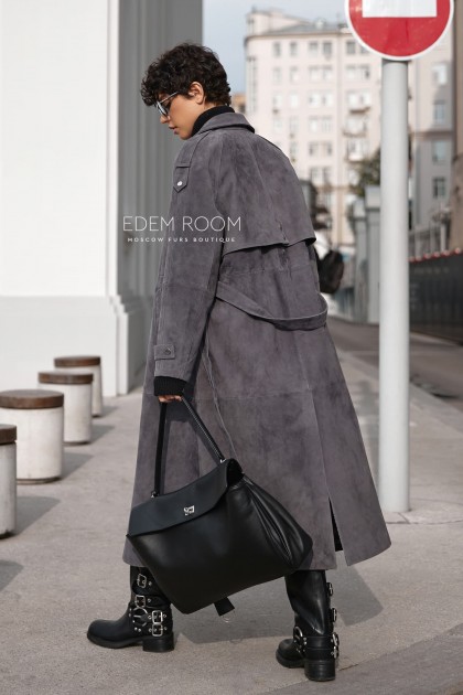 модный плащ из замши